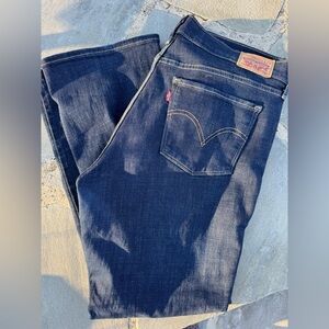 Levi’s Women’s Classic Bootcut Dark Wash Denim Jean Size 14 32/30